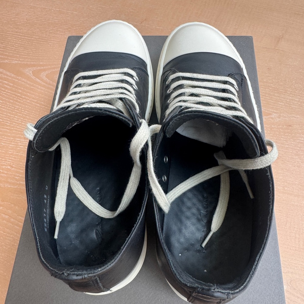 Rick Owens Black and Cream Sneakers - Picture 6 of 12